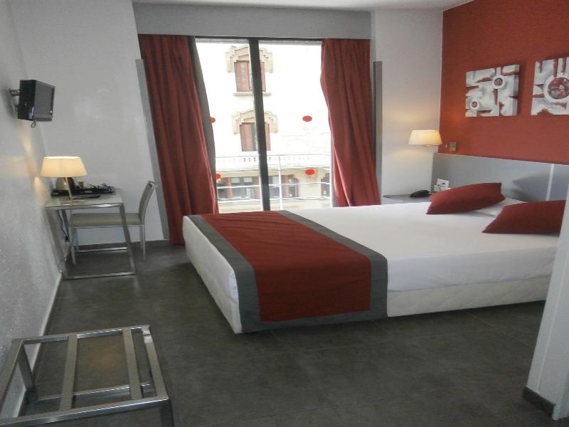 Hotel Medicis 2*